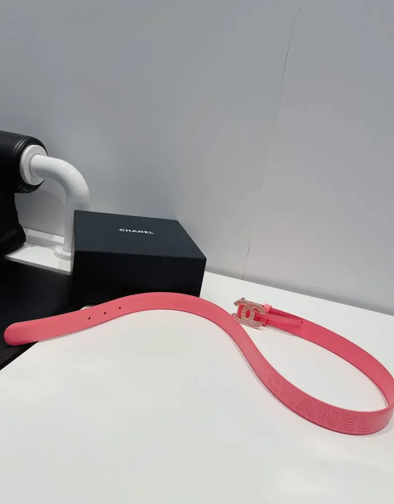Chanel Carve CC Gold Tone Buckle Belt Pink