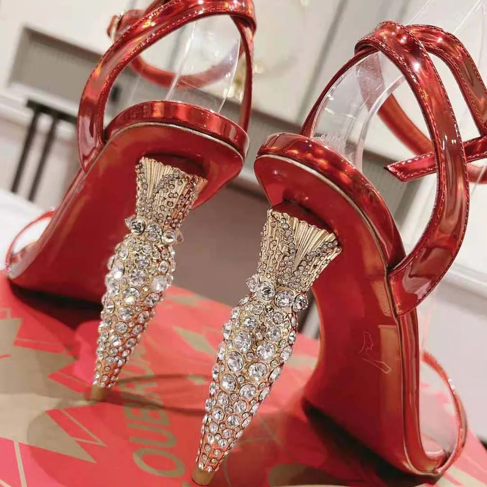 Christian Louboutin Lipstrass Queen 100 mm Heel Height for Women in Red Christian Louboutin Lipstrass Queen 100 mm Heel Height for Women in Red