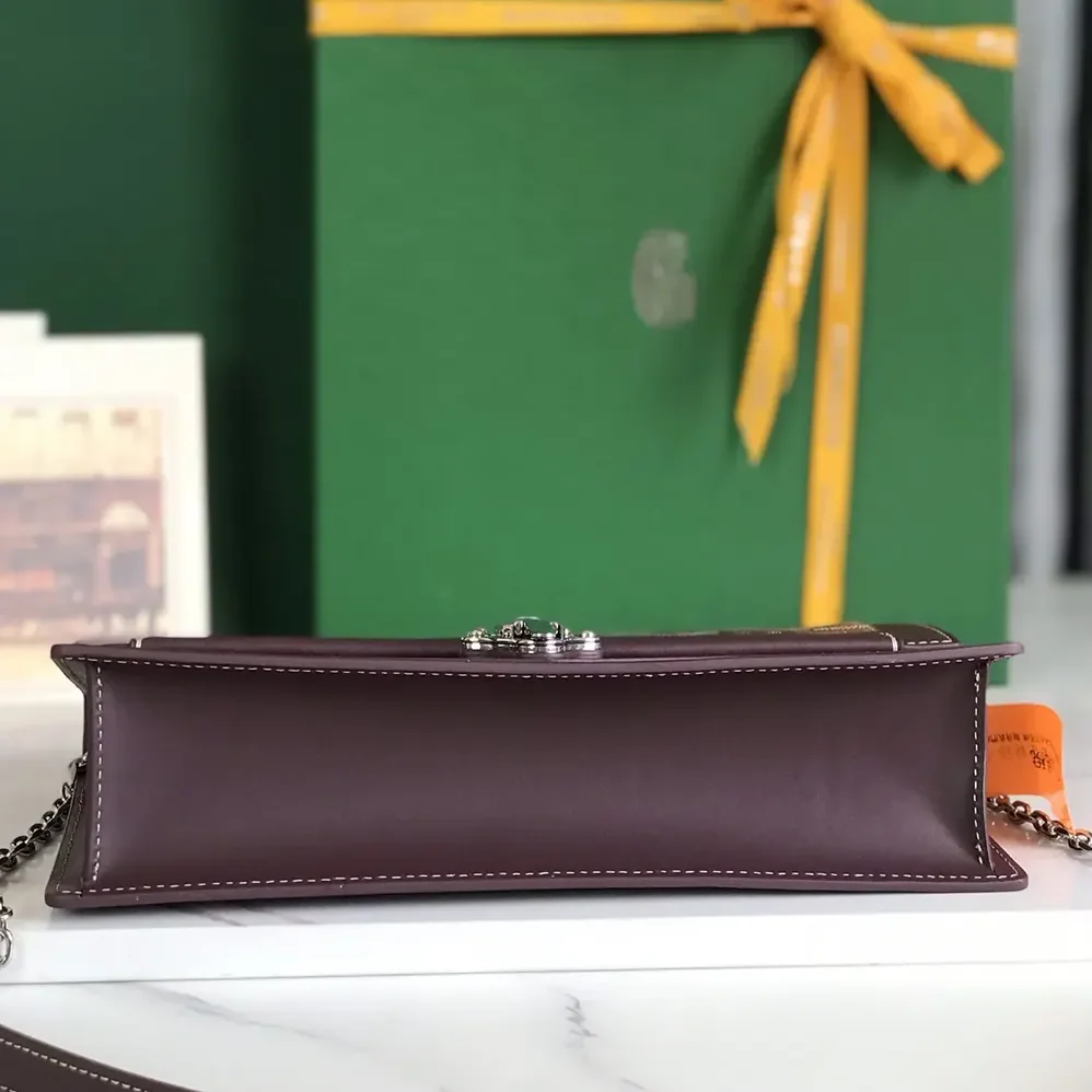 Goyard Duchesse Marie Caroline Bag for Unisex in Maroon Goyard Duchesse Marie Caroline Bag for Unisex in Maroon