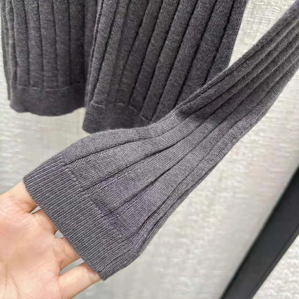 Prada Cashmere and Silk Cardigan with Collar for Women in Gray Prada Cashmere and Silk Cardigan with Collar for Women in Gray