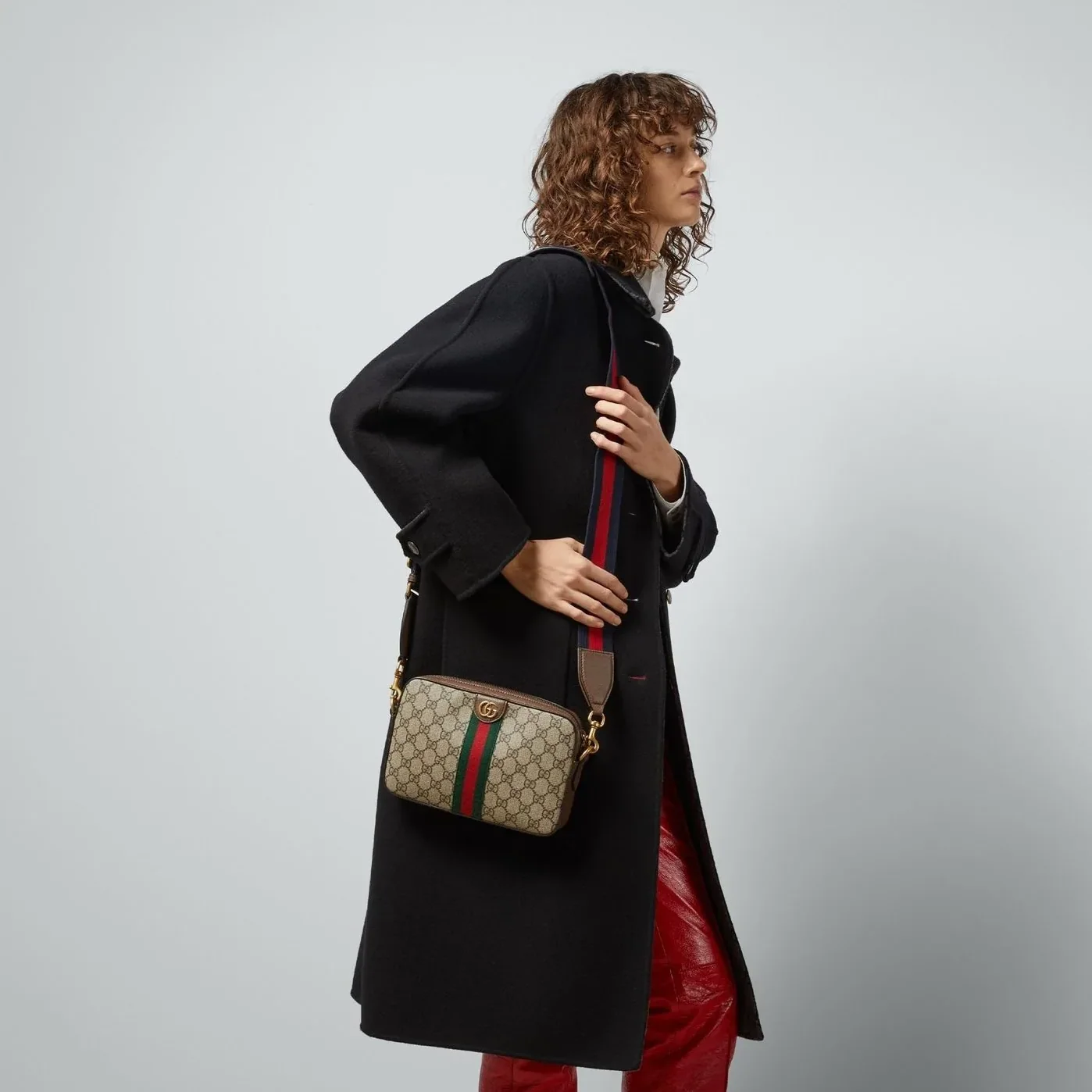 Gucci Ophidia GG Shoulder Bag Beige