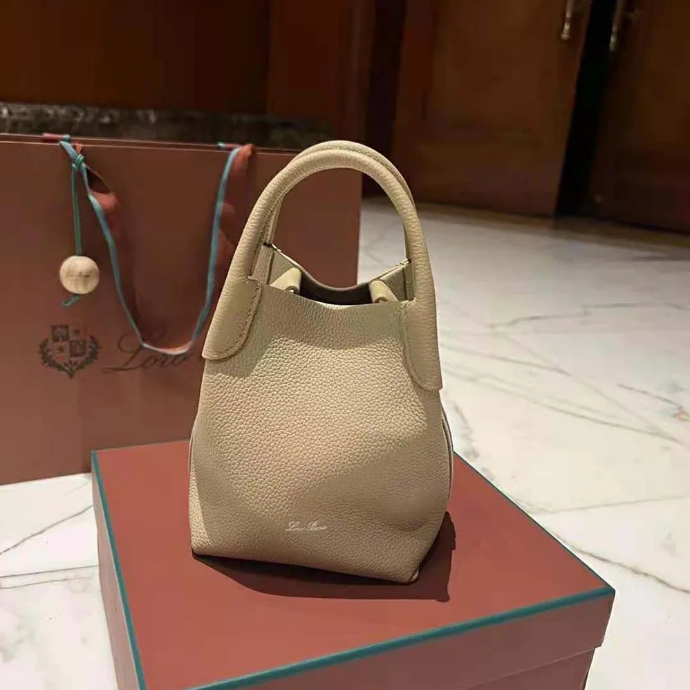 Loro Piana Micro Bale Bag in Calfskin Leather for Women in Beige Loro Piana Micro Bale Bag in Calfskin Leather for Women in Beige