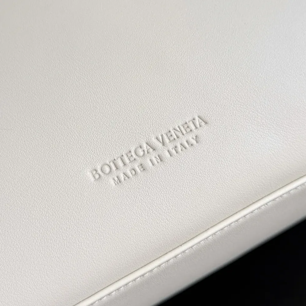 Bottega Veneta Ciao Ciao in Silky Calf Leather for Women in White Bottega Veneta Ciao Ciao in Silky Calf Leather for Women in White