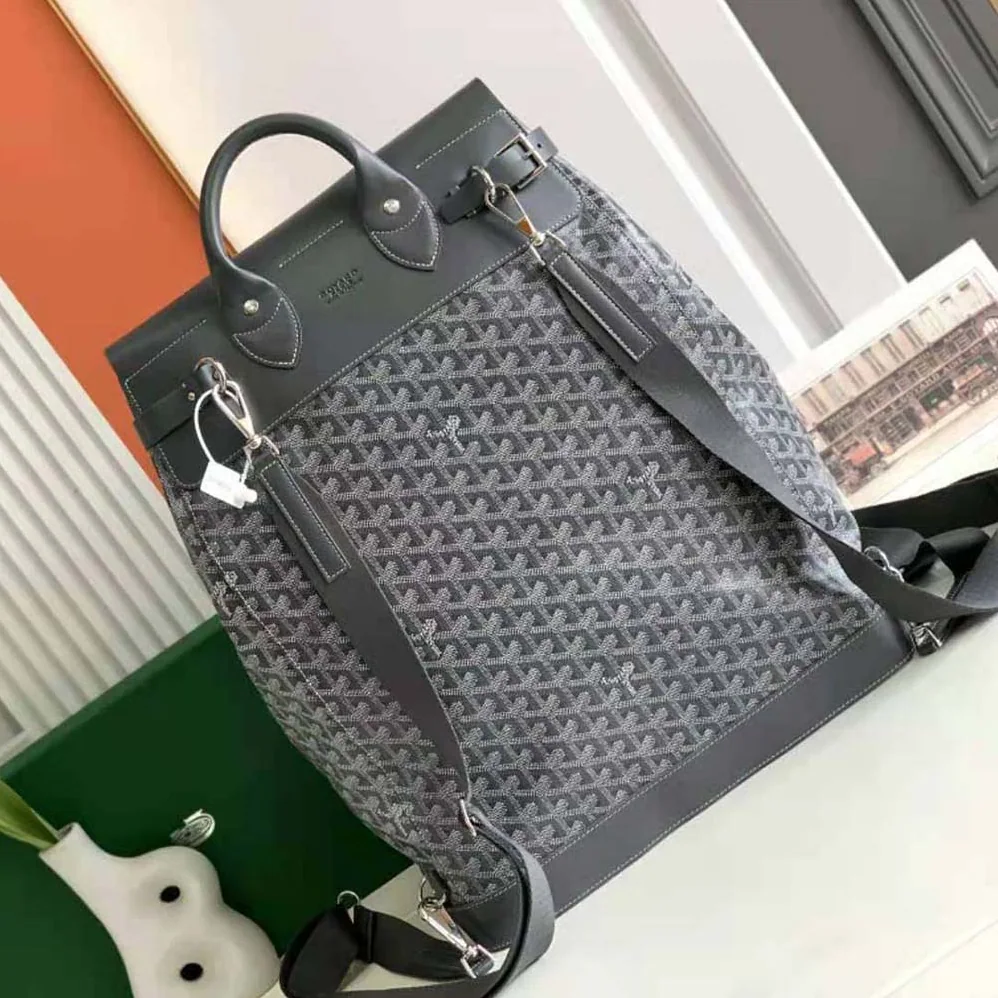 Goyard Steamer PM Bag Has Four Half-circle Studs for Unisex in Silver Goyard Steamer PM Bag Has Four Half-circle Studs for Unisex in Silver