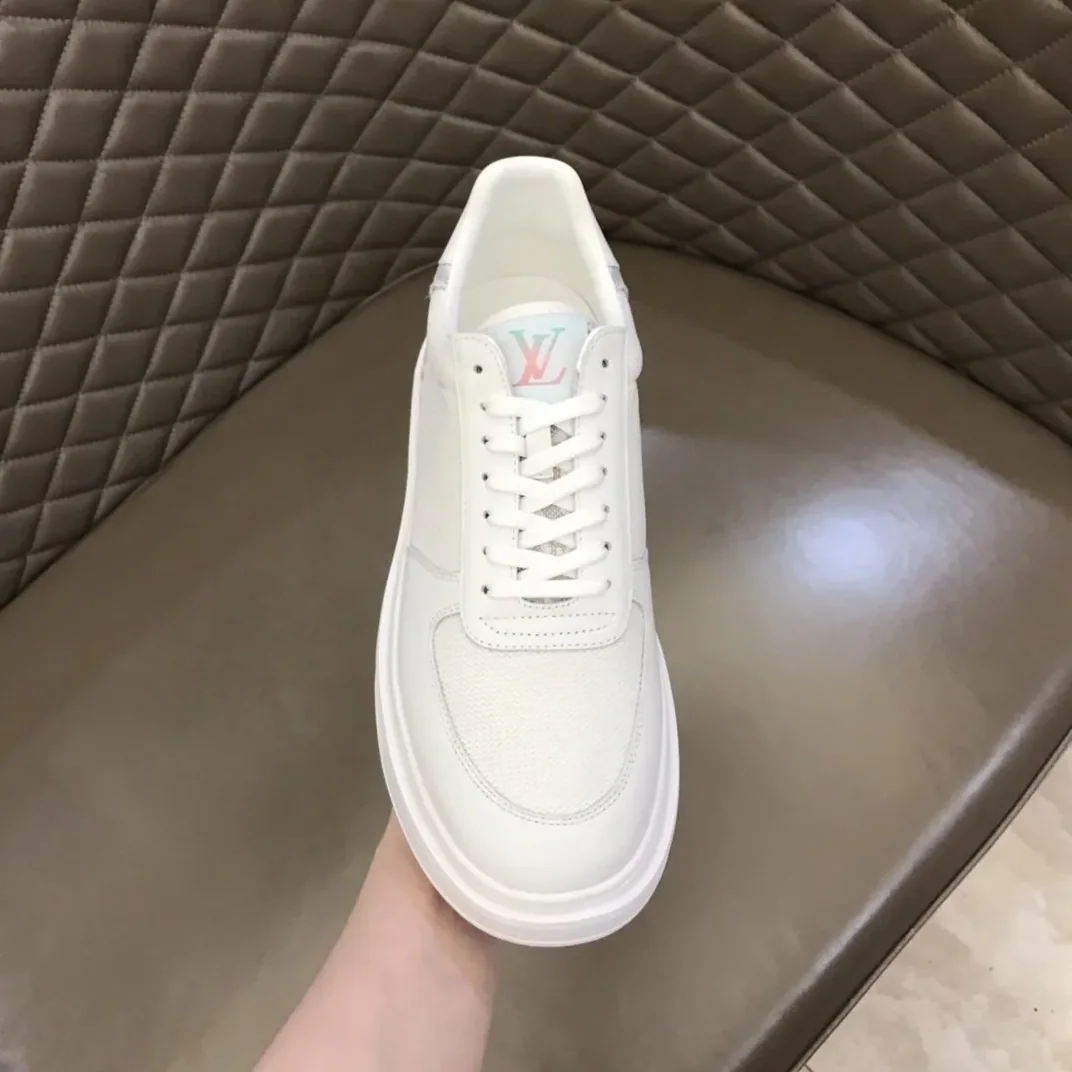 Louis Vuitton Rivoli Sneaker Monogram Metallic Canvas White Louis Vuitton Rivoli Sneaker Monogram Metallic Canvas White