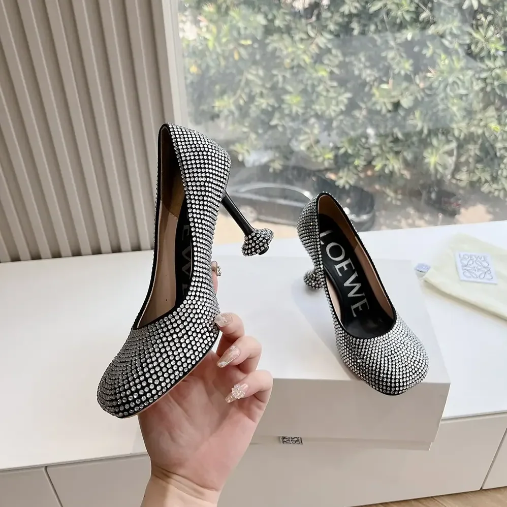 Loewe Toy Pump in Suede and Allover Rhinestones for Women in Black Loewe Toy Pump in Suede and Allover Rhinestones for Women in Black