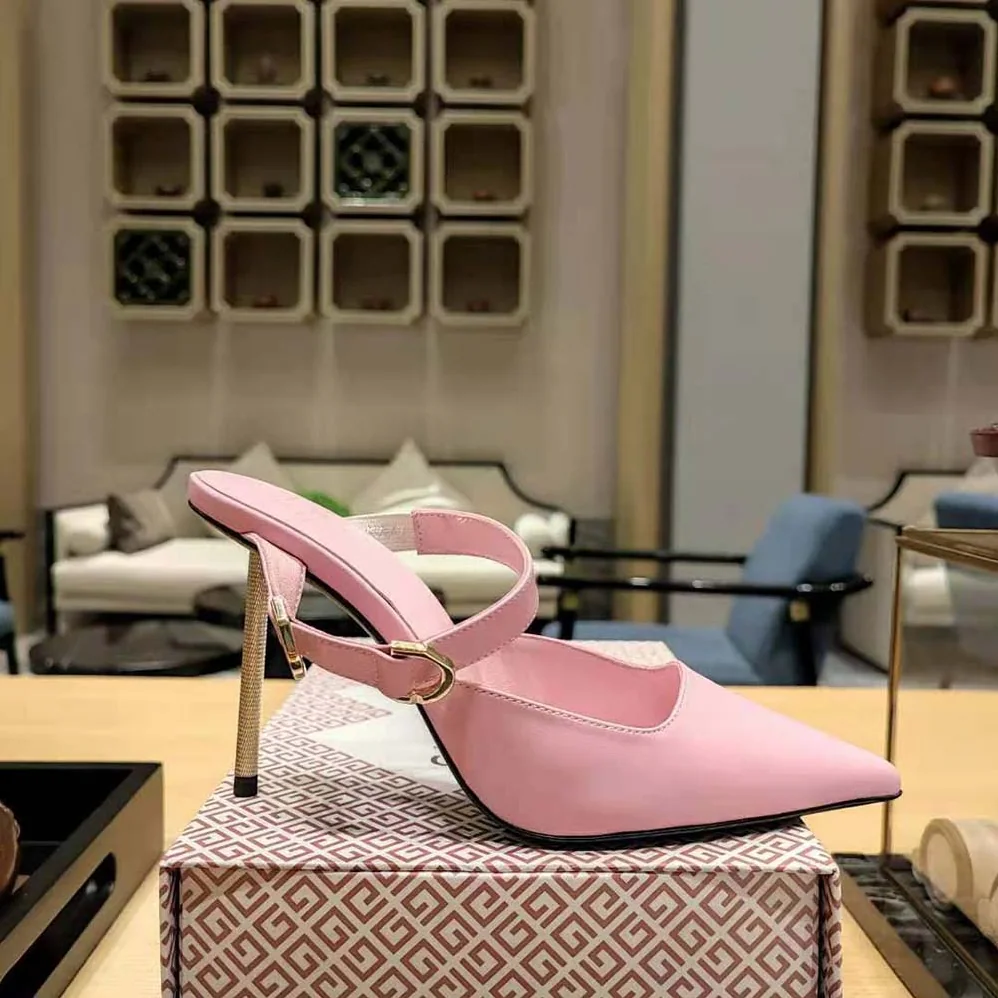Givenchy Voyou Slingbacks in Leather for Women in Pink Givenchy Voyou Slingbacks in Leather for Women in Pink