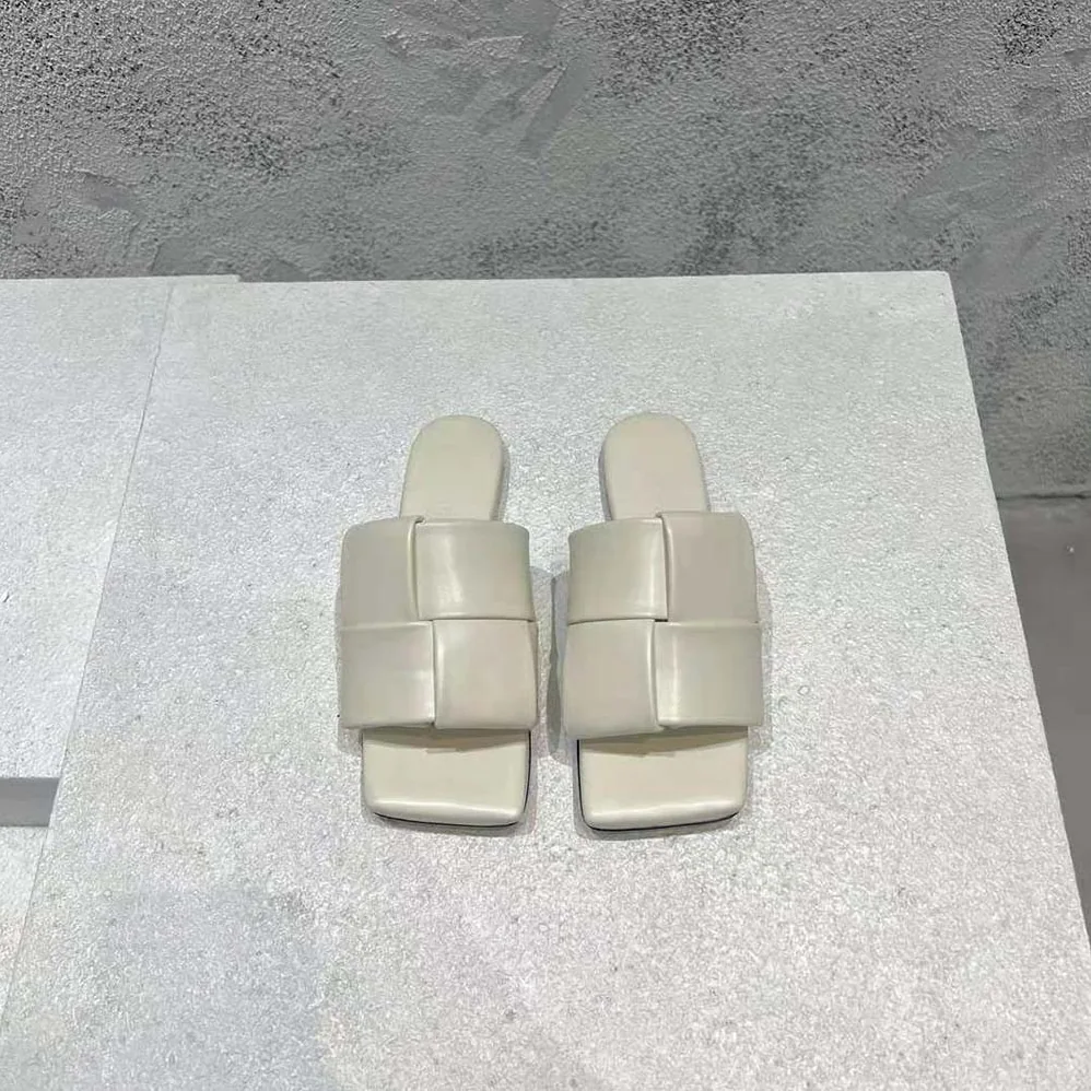 Bottega Veneta Patch Flat Mule Padded Intreccio Leather Flat Mules for Women in Beige
