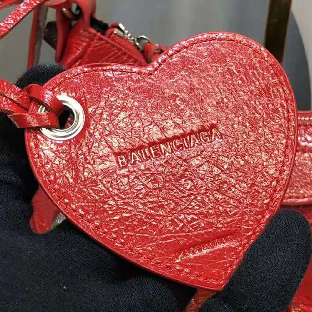 Balenciaga Le Cagole XS Shoulder Bag in Red for Women Balenciaga Le Cagole XS Shoulder Bag in Red for Women