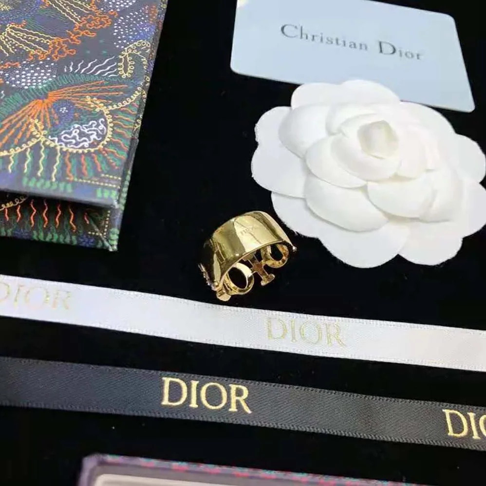 Dior Dio(r)evolution Ring Gold-Finish Metal and Multicolor Crystals for Women Dior Dio(r)evolution Ring Gold-Finish Metal and Multicolor Crystals for Women