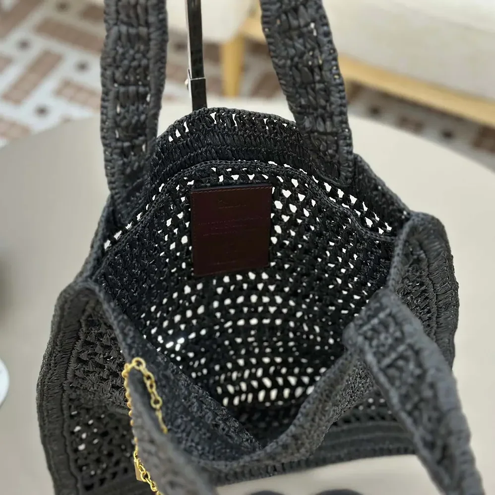 Chloe Summer Banana Tote Bag In Raffia for Women in Black