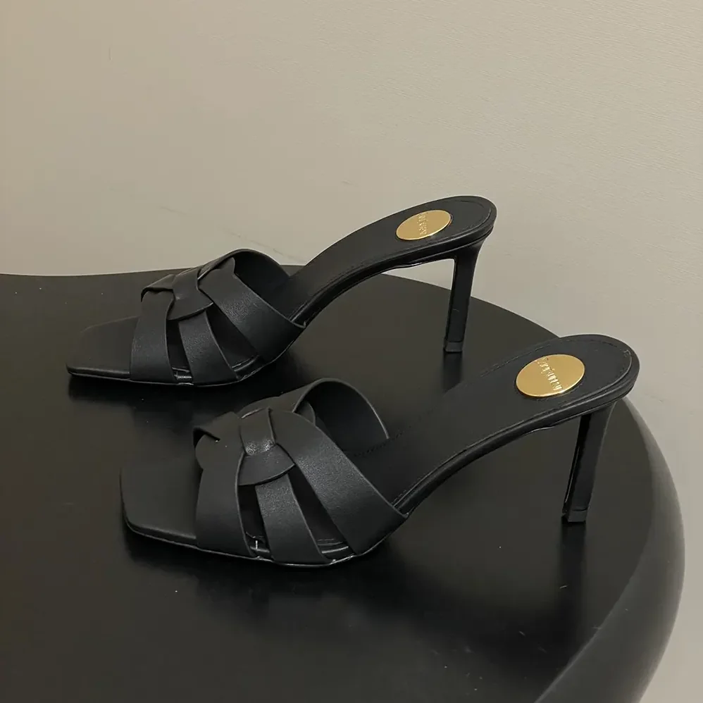 Saint Laurent YSL Tribute Mules in Smooth Leather for Women in Black Saint Laurent YSL Tribute Mules in Smooth Leather for Women in Black