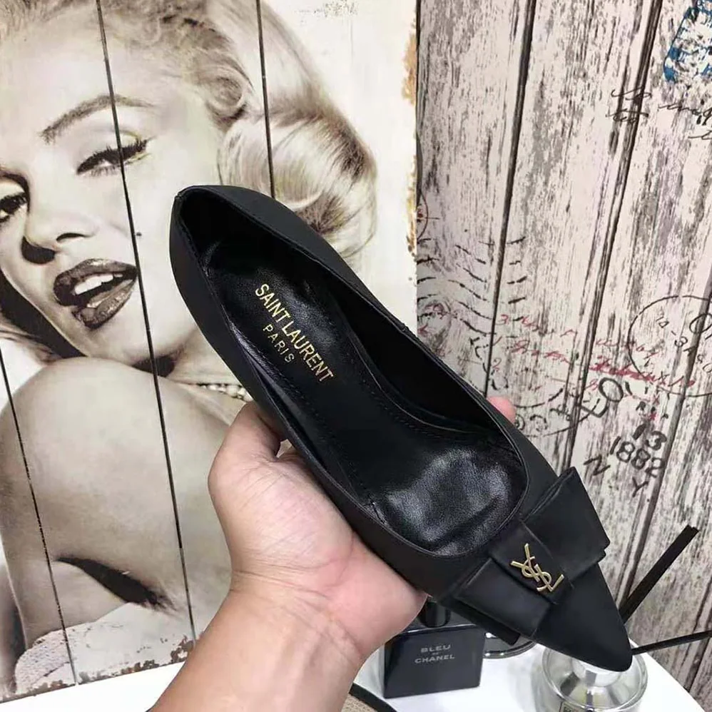 Saint Laurent YSL Anais Bow Pumps in Smooth Leather for Women in Black