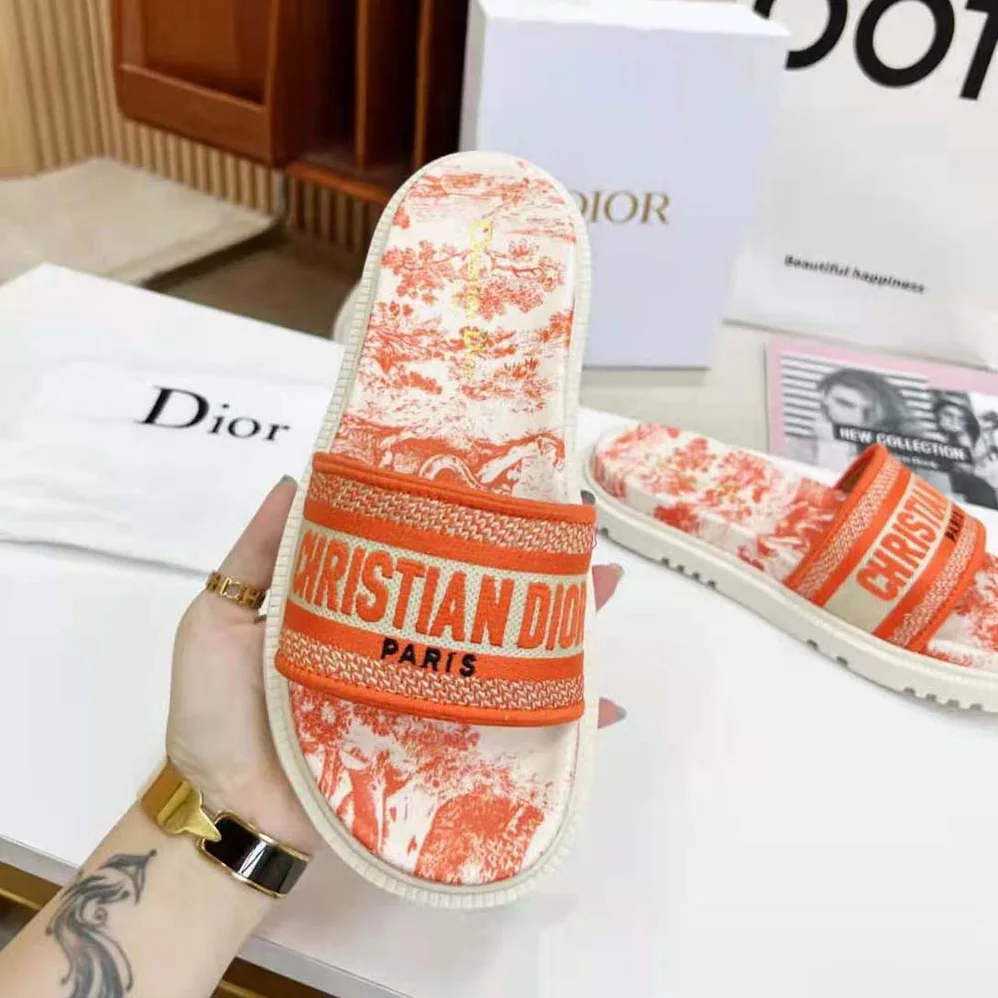 Dior Dway Slide Bright Toile De Jouy Embroidered Cotton for Women in Orange Dior Dway Slide Bright Toile De Jouy Embroidered Cotton for Women in Orange