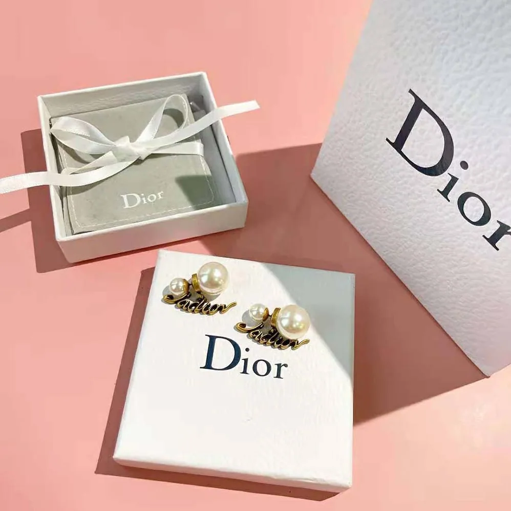 Dior Tribales Earrings Antique Gold-Finish Metal and White Resin Pearls for Women Dior Tribales Earrings Antique Gold-Finish Metal and White Resin Pearls for Women
