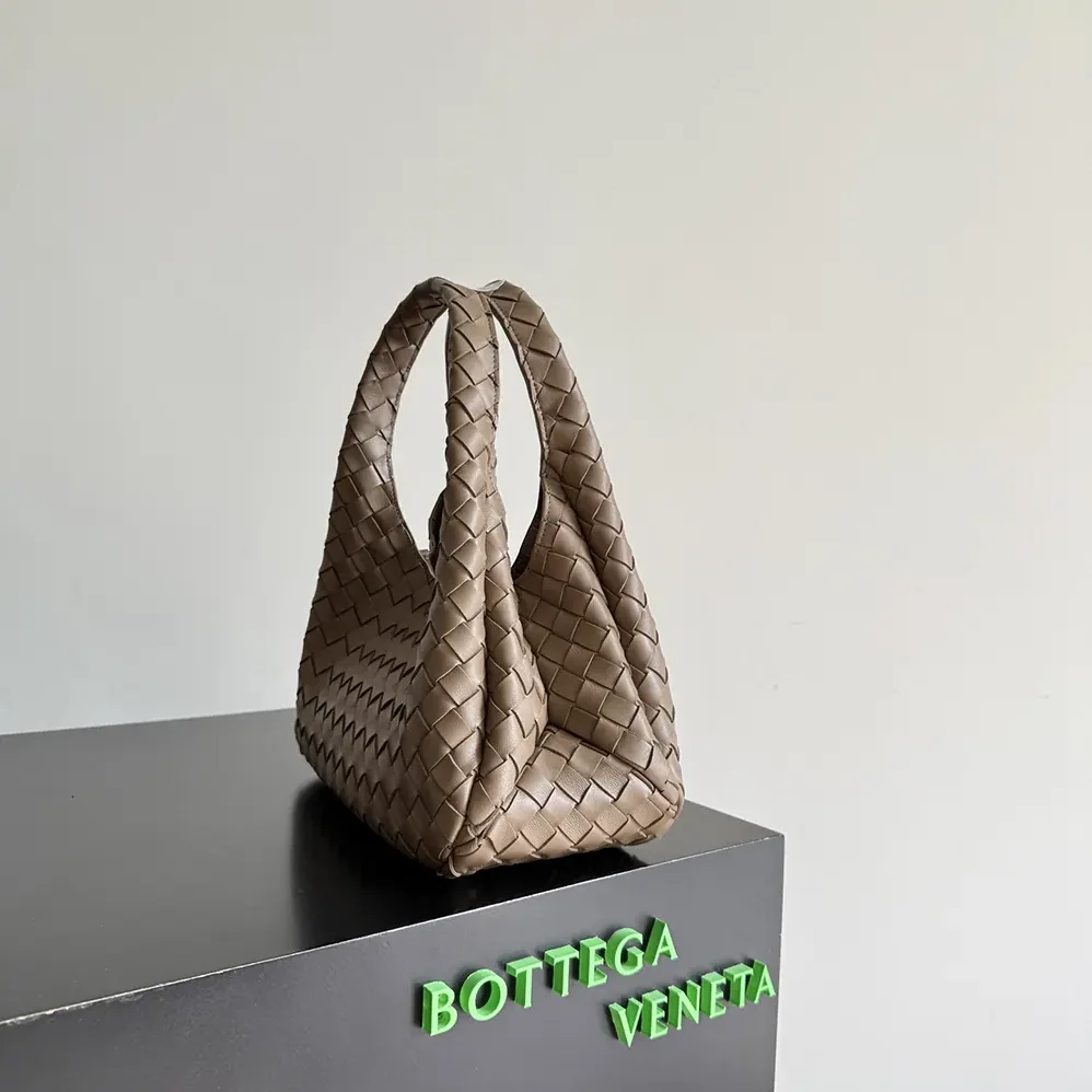 Bottega Veneta Small Campana for Women in Chocolate
