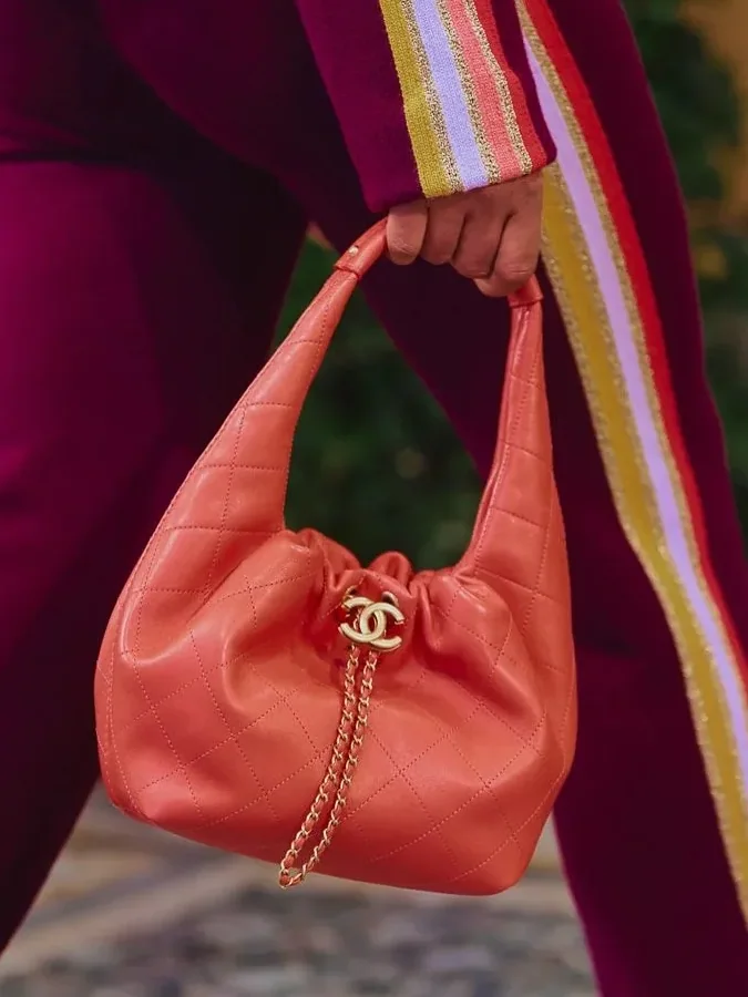 Chanel Hobo Handbag Coral /