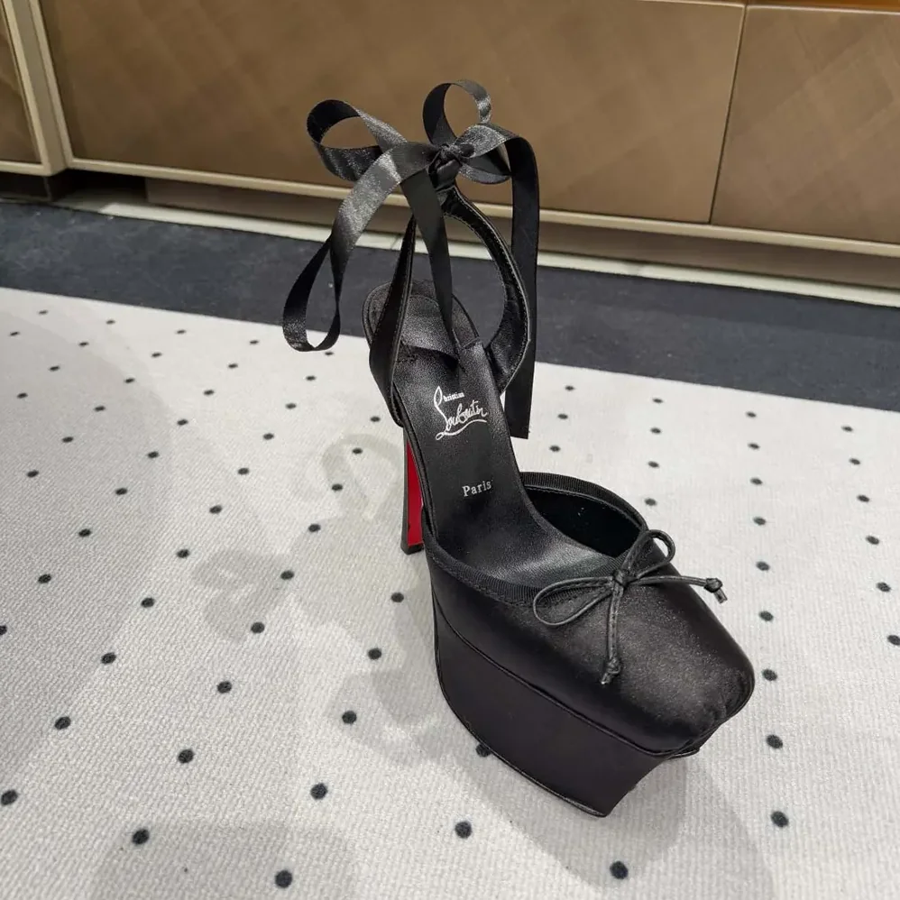 Christian Louboutin Cassia Lace Up Alta 160 mm Strappy Pumps for Women in Black
