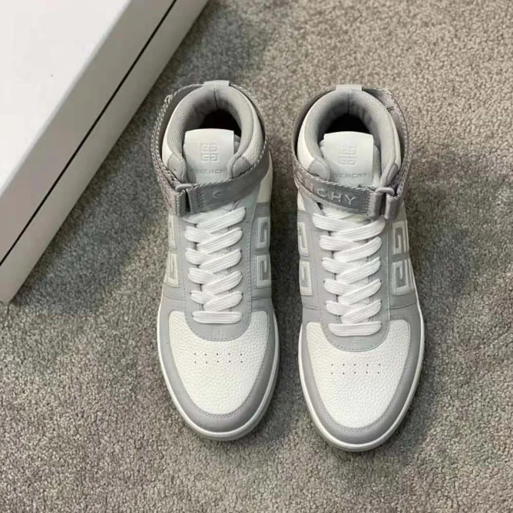 Givenchy G4 High Top Sneakers in Leather for Men in Grey/White Givenchy G4 High Top Sneakers in Leather for Men in Grey/White