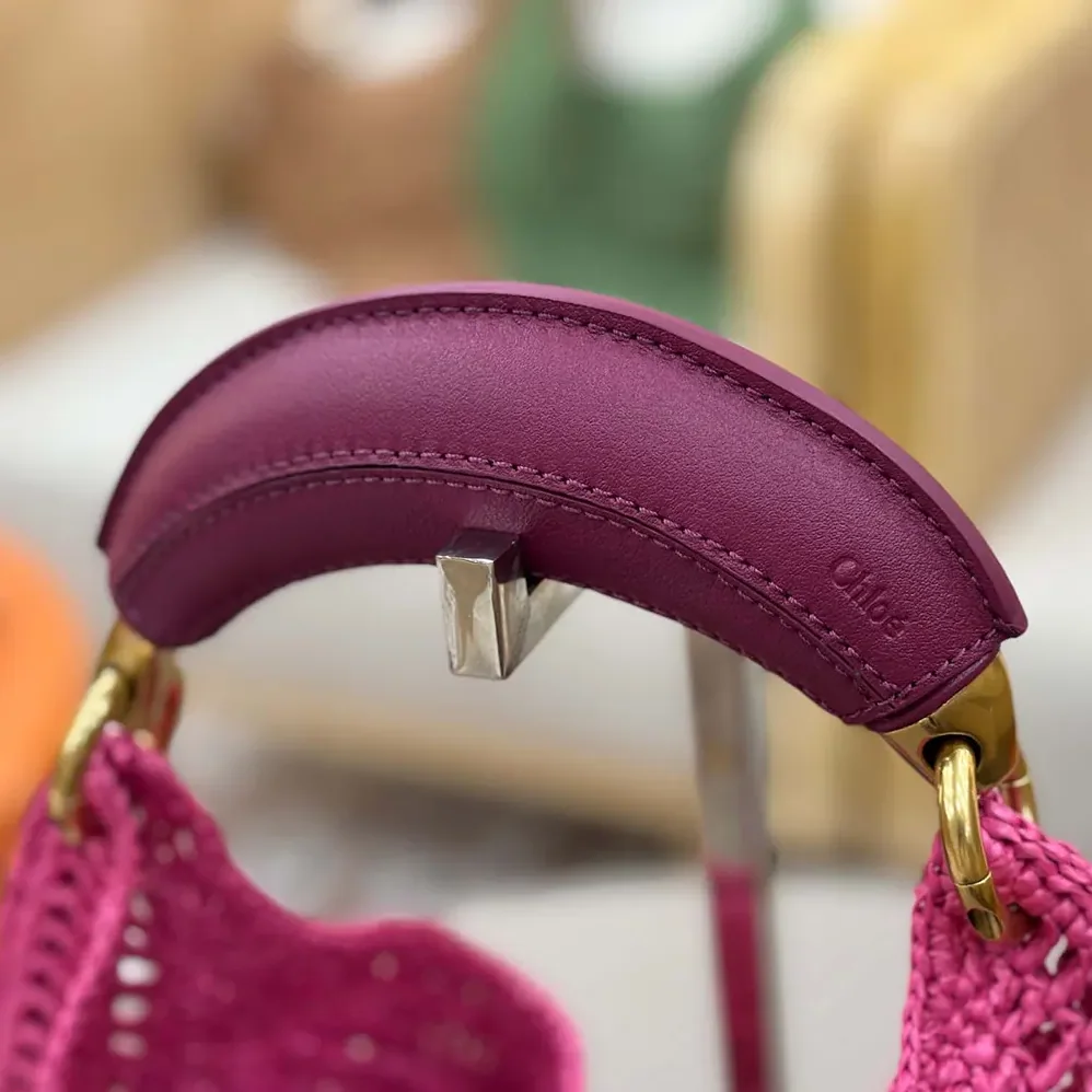 Chloe Summer Banana Hobo Bag In Raffia for Women in Rose