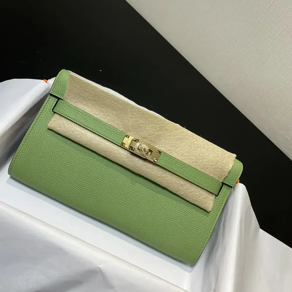 Hermes Kelly To Go in Epsom Leather for Women in Green/Gold Hermes Kelly To Go in Epsom Leather for Women in Green/Gold