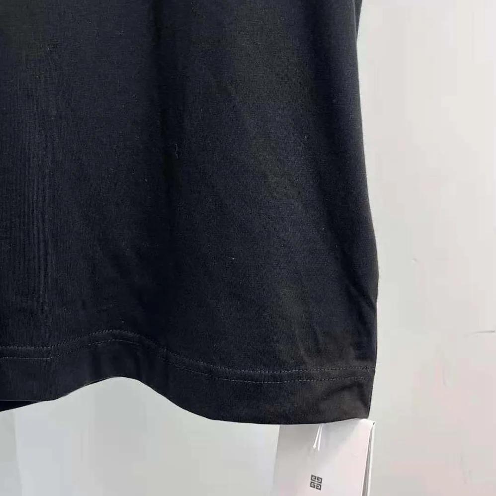 Givenchy Slim Fit T-shirt in GIVENCHY Love me Jersey for Women Givenchy Slim Fit T-shirt in GIVENCHY Love me Jersey for Women