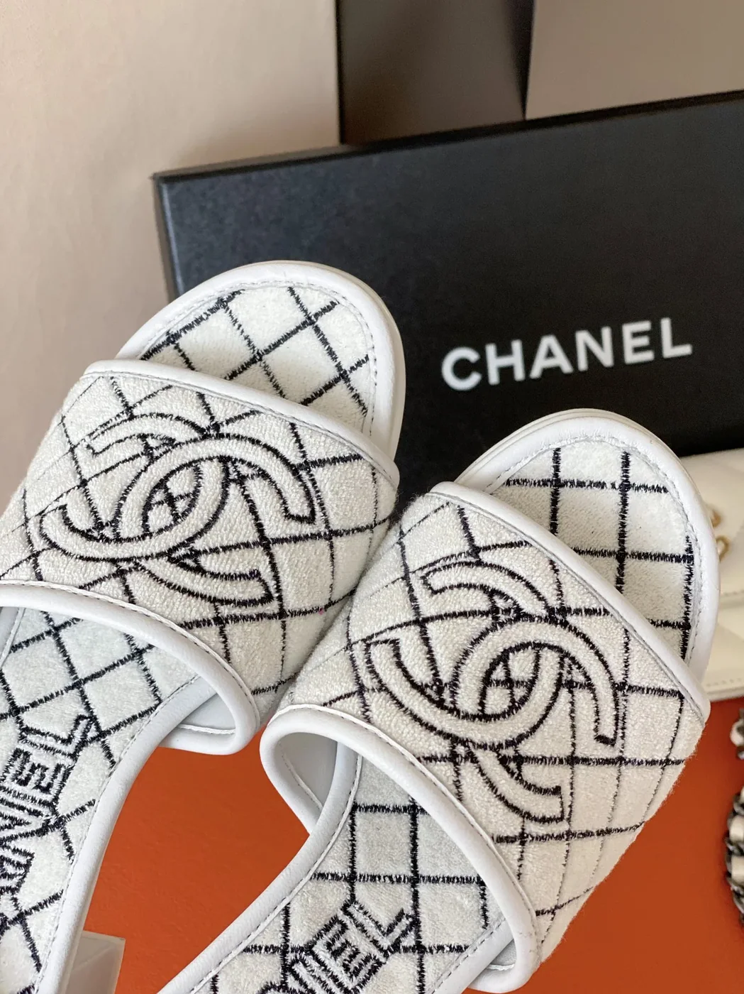Chanel Sandals White / Chanel Sandals White /