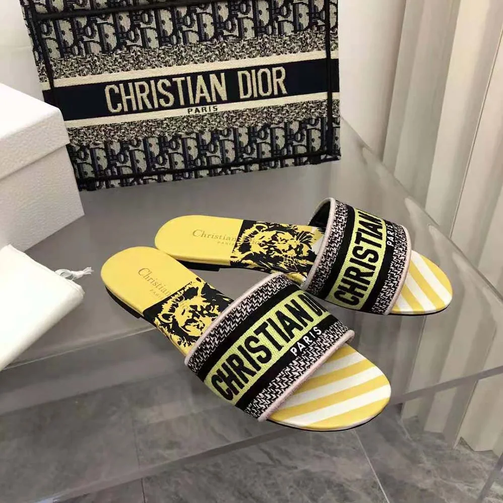 Dior Dway Slide Bright Yellow and Pink D for Women in Jungle Pop Cotton Embroidery Dior Dway Slide Bright Yellow and Pink D for Women in Jungle Pop Cotton Embroidery