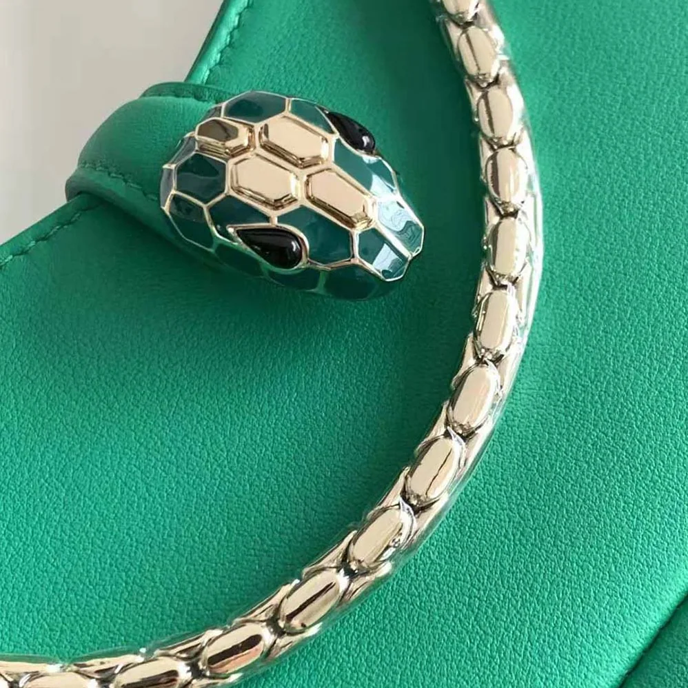 Bvlgari Serpenti Baia Small Shoulder Bag in Calf Leather for Women in Green Bvlgari Serpenti Baia Small Shoulder Bag in Calf Leather for Women in Green