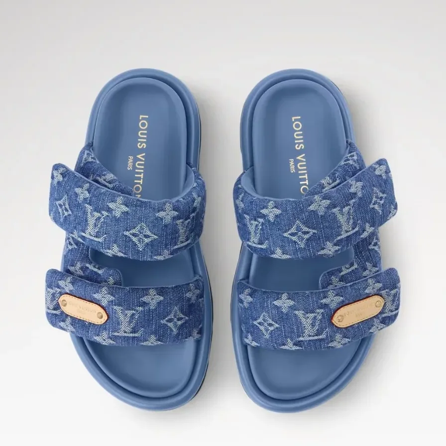 Louis Vuitton Pool Pillow Comfort Mules Blue Denim 1AJN80 Louis Vuitton Pool Pillow Comfort Mules Blue Denim 1AJN80