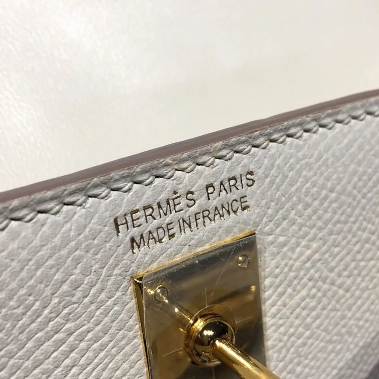 Hermes Mini Kelly White Gold Toned Hardware / Hermes Mini Kelly White Gold Toned Hardware /