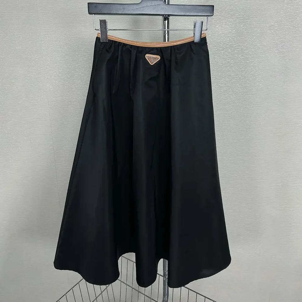 Prada Full Re for Women in Nylon Skirt Prada Full Re for Women in Nylon Skirt