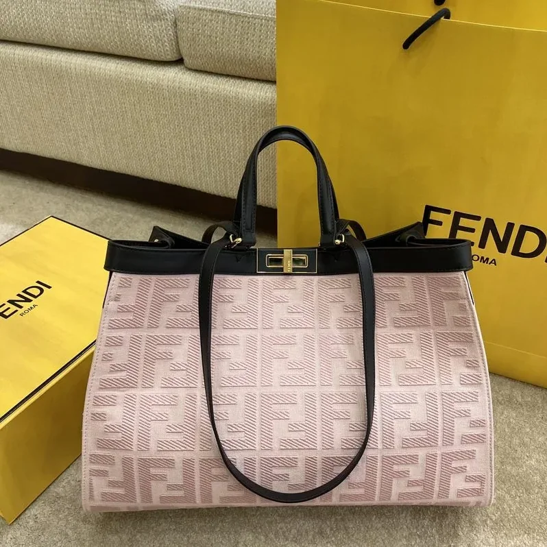 Fendi Peekaboo X in tote Bag Pink Canvas