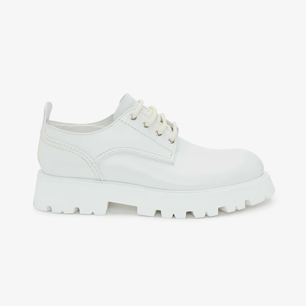 Alexander Mcqueen Wander Lace-Up for Women in White Alexander Mcqueen Wander Lace-Up for Women in White