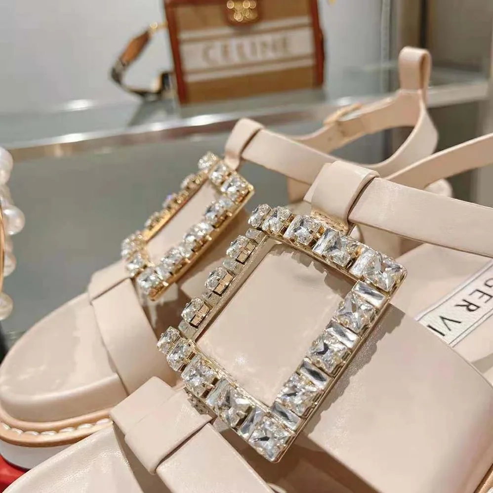Roger Vivier Viv Rangers Strass Buckle Sandals in Nabuk for Women in Pink Roger Vivier Viv Rangers Strass Buckle Sandals in Nabuk for Women in Pink