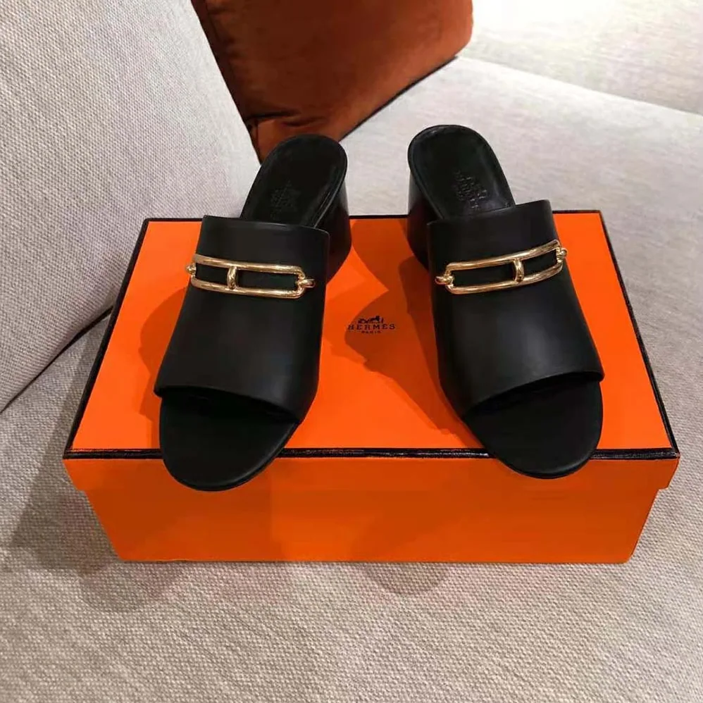 Hermes Camilla Mule High Heel Mule in Calfskin for Women in Black