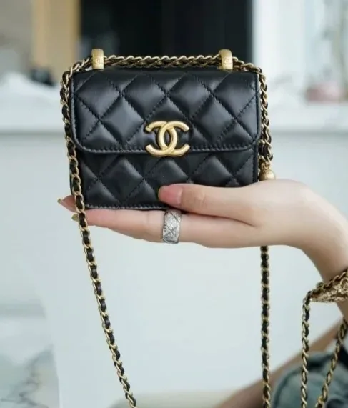Chanel CO-CO Clutch With Chain in Gold Toned Hardware Black Chanel CO-CO Clutch With Chain in Gold Toned Hardware Black
