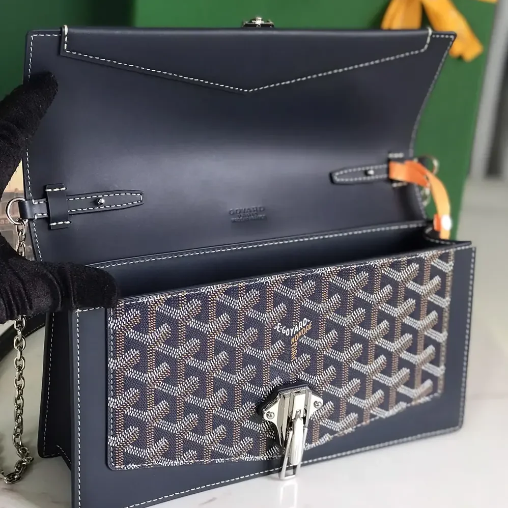 Goyard Duchesse Marie Caroline Bag for Unisex in Navy Goyard Duchesse Marie Caroline Bag for Unisex in Navy