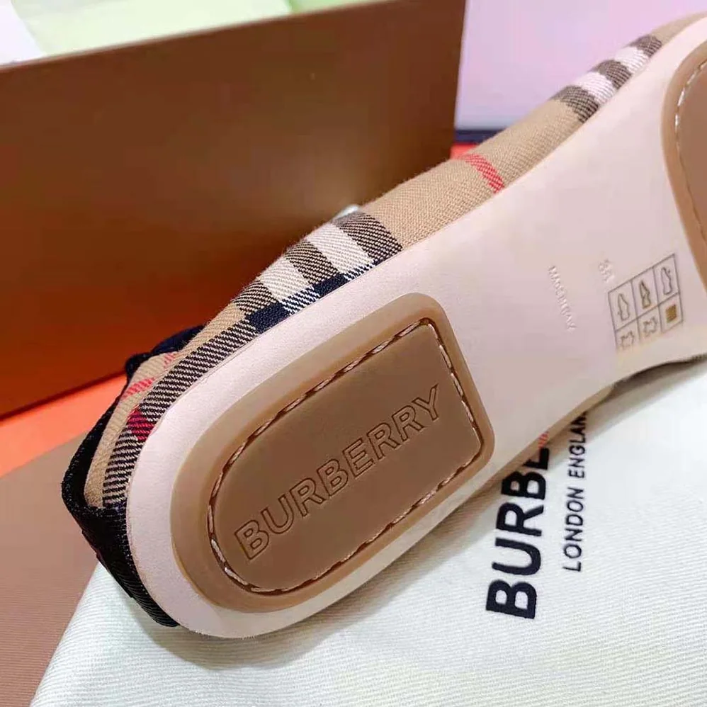 Burberry Logo Detail Vintage Check Cotton Ballerinas for Women in Brown Burberry Logo Detail Vintage Check Cotton Ballerinas for Women in Brown