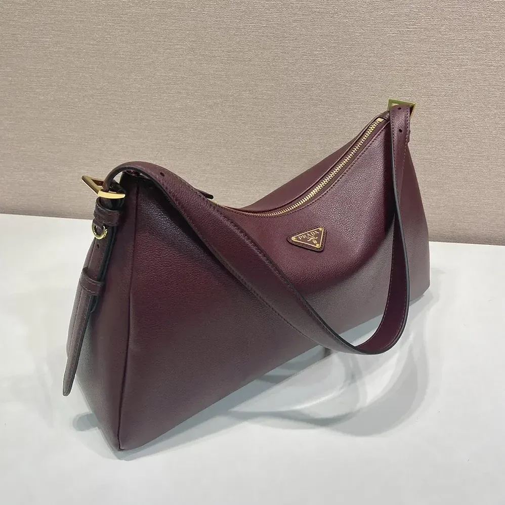 Prada Aimée Large Leather Shoulder Bag for Women in Maroon Prada Aimée Large Leather Shoulder Bag for Women in Maroon