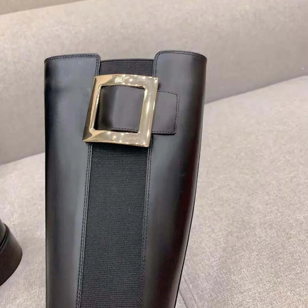 Roger Vivier Viv' Rangers Metal Buckle Chelsea Boots in Leather for Women Roger Vivier Viv' Rangers Metal Buckle Chelsea Boots in Leather for Women