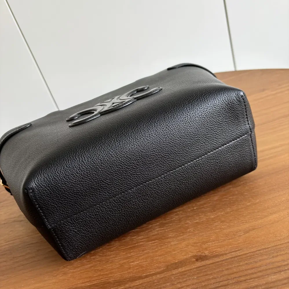 Celine Mini Cabas Anais Cuir Triomphe in Grained Calfskin for Unisex in Black