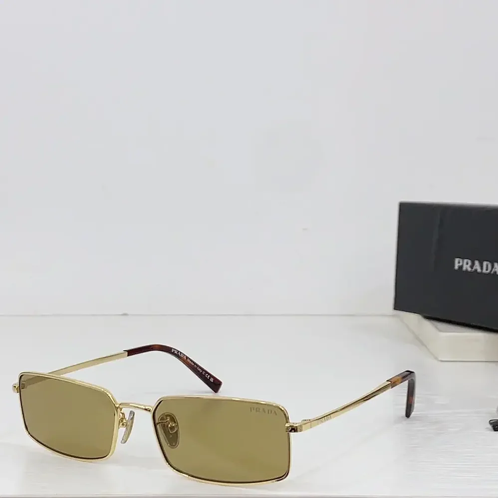 Prada Sunglasses with the Prada Logo for Unisex Prada Sunglasses with the Prada Logo for Unisex