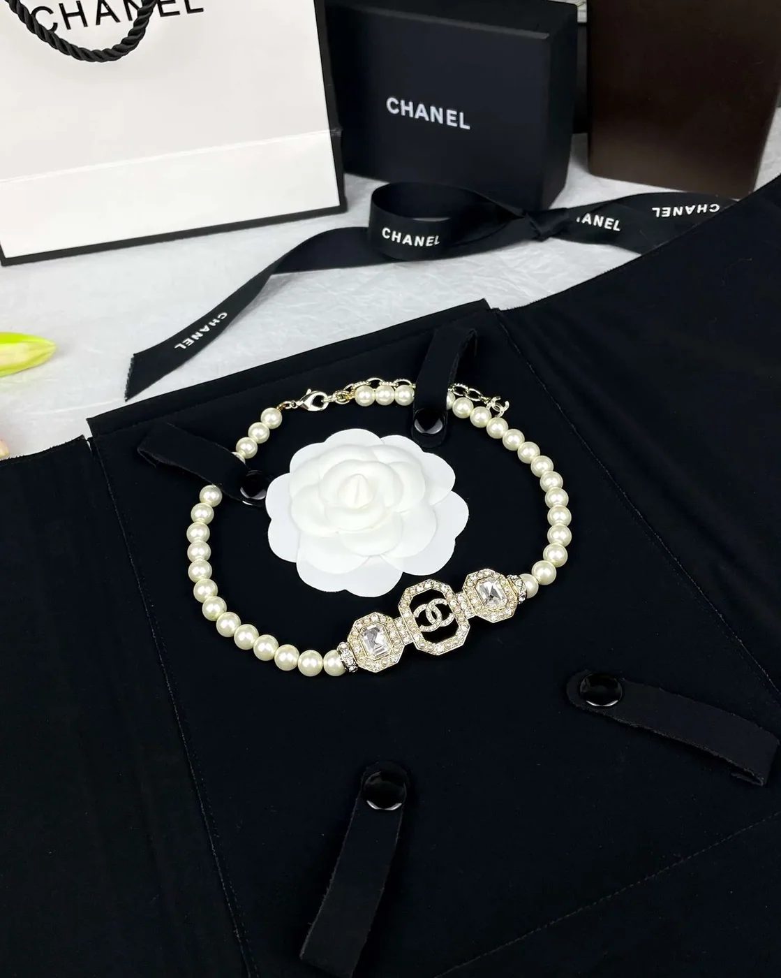 Chanel Geometric Square Pearl Necklace White Chanel Geometric Square Pearl Necklace White