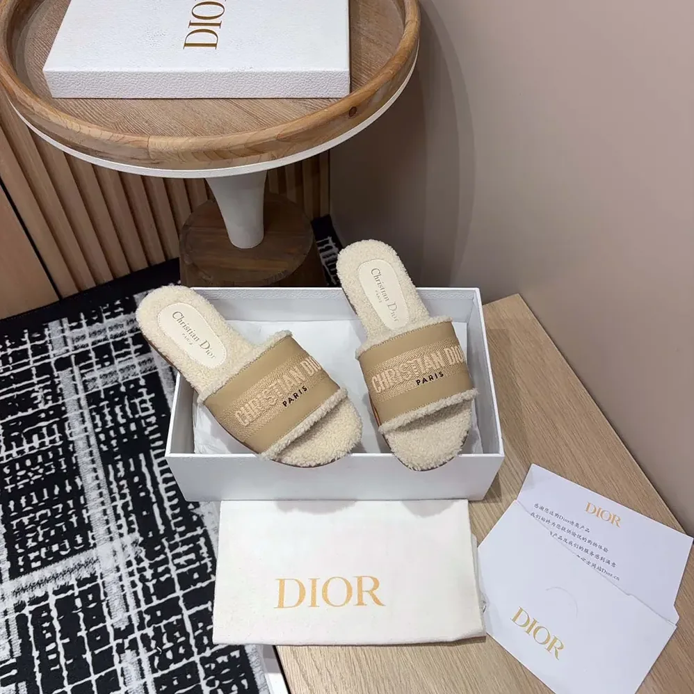 Dior Dway Slide Beige Calfskin and Embroidered Cotton for Women Dior Dway Slide Beige Calfskin and Embroidered Cotton for Women