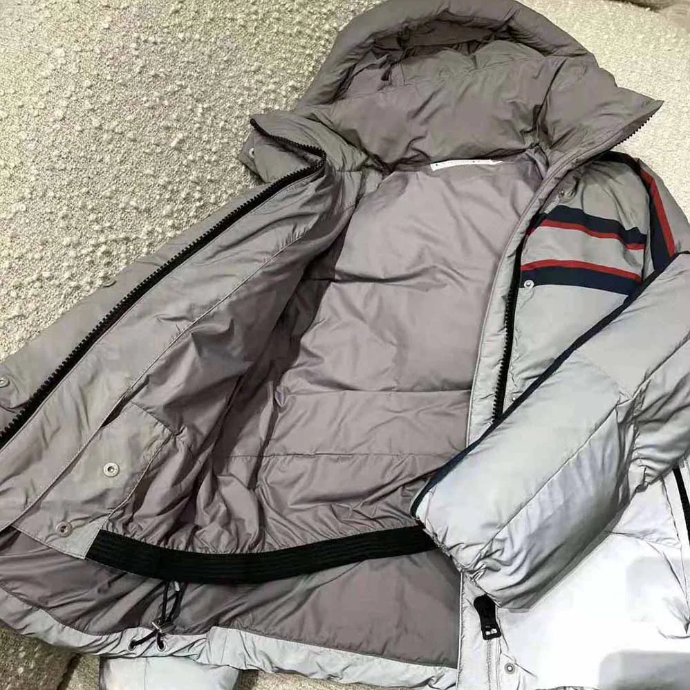 Dior Dioralps Hooded Down Jacket Silver-Tone Reflective Dior Star Quilted Technical Fabric for Women Dior Dioralps Hooded Down Jacket Silver-Tone Reflective Dior Star Quilted Technical Fabric for Women