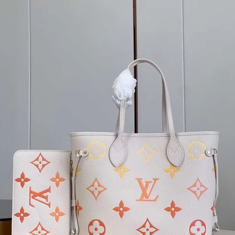 Louis Vuitton Neverfull MM Beige Bag - 12.2 Inches/ Louis Vuitton Neverfull MM Beige Bag - 12.2 Inches/