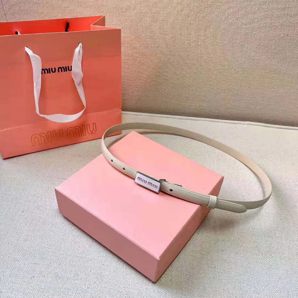 Miu Miu Brushed Leather Belt with Enameled Metal Buckle for Women in White Miu Miu Brushed Leather Belt with Enameled Metal Buckle for Women in White