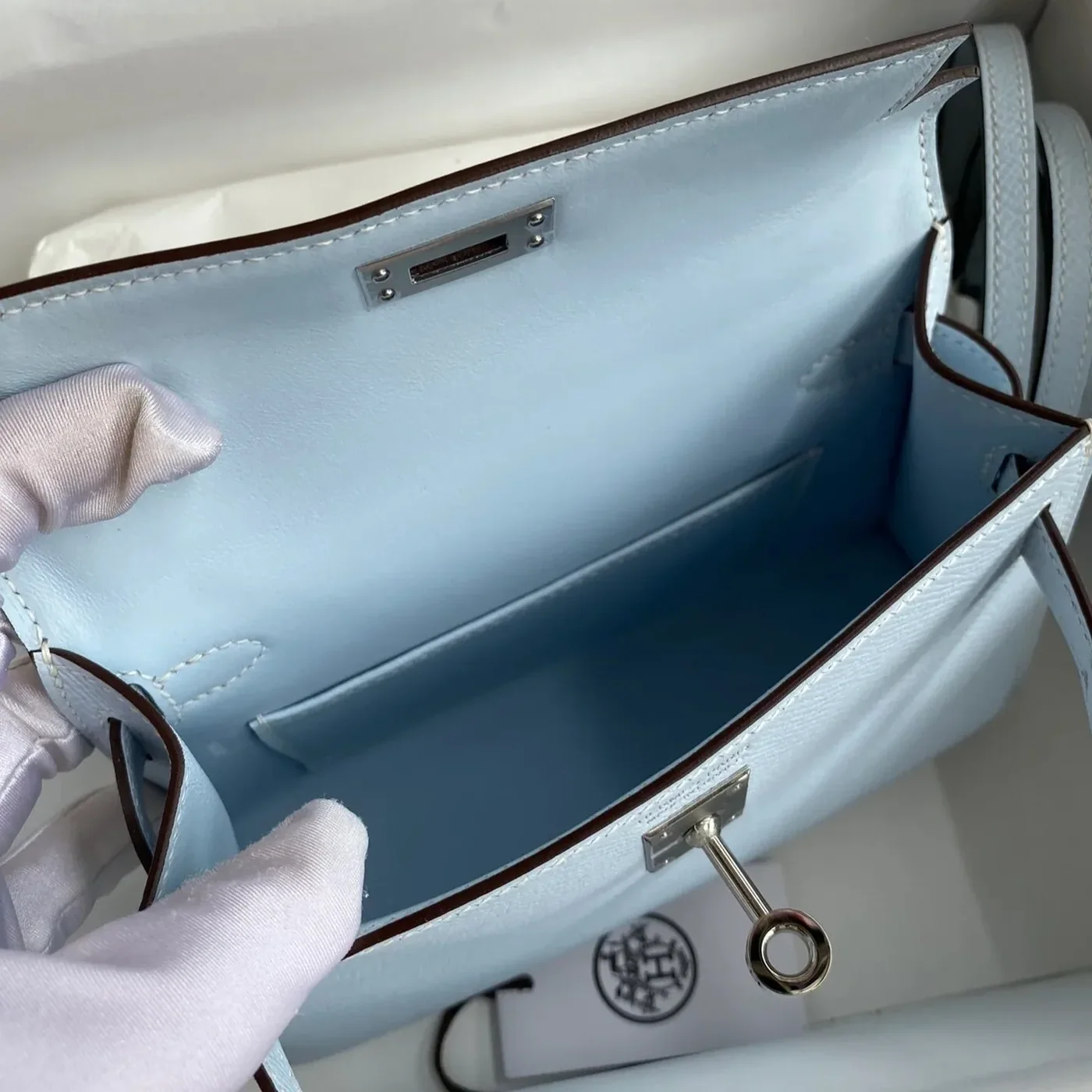 Hermes Kelly Mini Top Handle Bag / Sky Blue Epsom Palladium Hardware Hermes Kelly Mini Top Handle Bag / Sky Blue Epsom Palladium Hardware