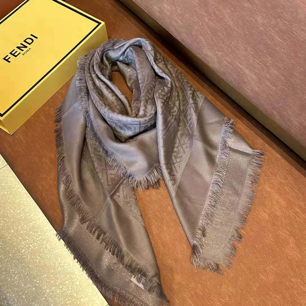 Fendi FF Shawl Dove Gray Lurex for Unisex Fendi FF Shawl Dove Gray Lurex for Unisex